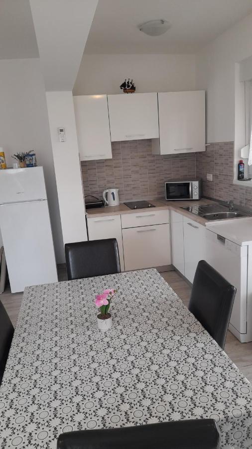 Apartament Mario Vir Zewnętrze zdjęcie